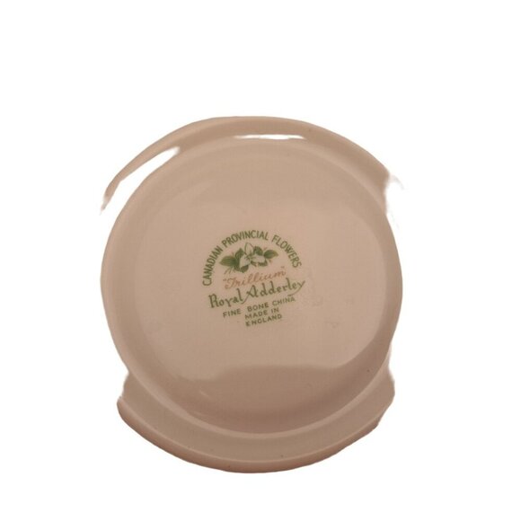 Royal Adderley Trillium Canadian Provincial Flowers Tea Cup and Saucer - Picture 11 of 11